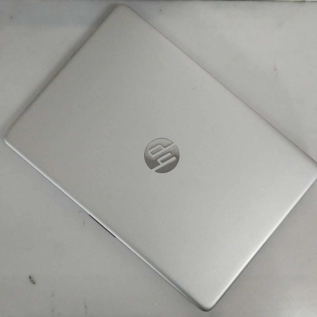 LAPTOP HP 14-DK1508LA (2022) 256 GB SSD 8 GB RAM (SEMINUEVO)