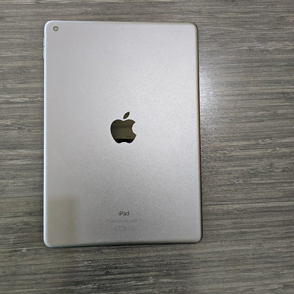 TABLETA APPLE IPAD 9 A2602 64 GB 3 GB RAM (SEMINUEVO)
