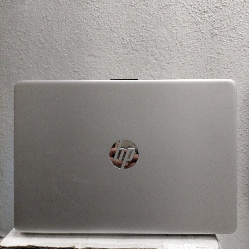 LAPTOP HP 14-DQ0530LA(2024) 256 GB SSD 8 GB RAM (SEMINUEVO)