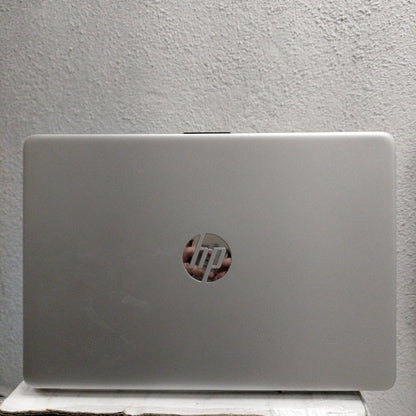 LAPTOP HP 14-DQ0530LA(2024) 256 GB SSD 8 GB RAM (SEMINUEVO)