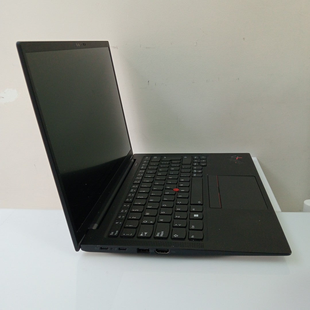 LAPTOP LENOVO THINKPAD X1 CARBON 9TH GEN (2022) 1 TB SSD 16 GB RAM (SEMINUEVO)