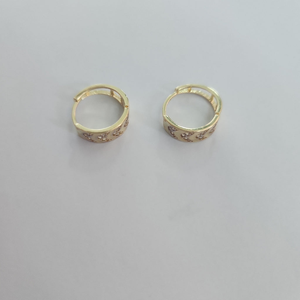 HUGGIES ORO 14K 2.5 (NUEVO)