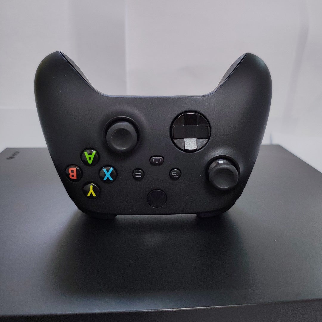 CONSOLA DE VIDEOJUEGO MICROSOFT XBOX ONE X 1 TB (SEMINUEVO)