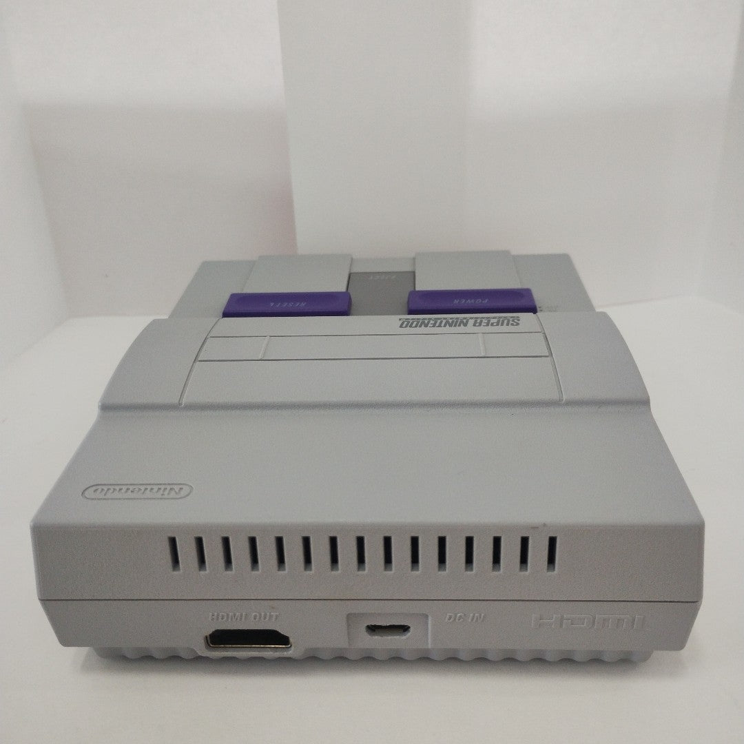 CONSOLA DE VIDEOJUEGO NINTENDO SUPER NES CLASSIC EDITION 21 JUEGOS PRECARGADOS (SEMINUEVO)