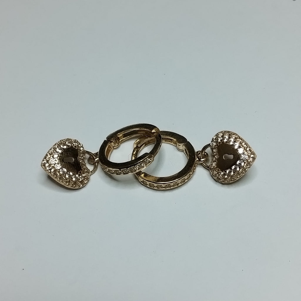 HUGGIES ORO 14K 2.8 (NUEVO)