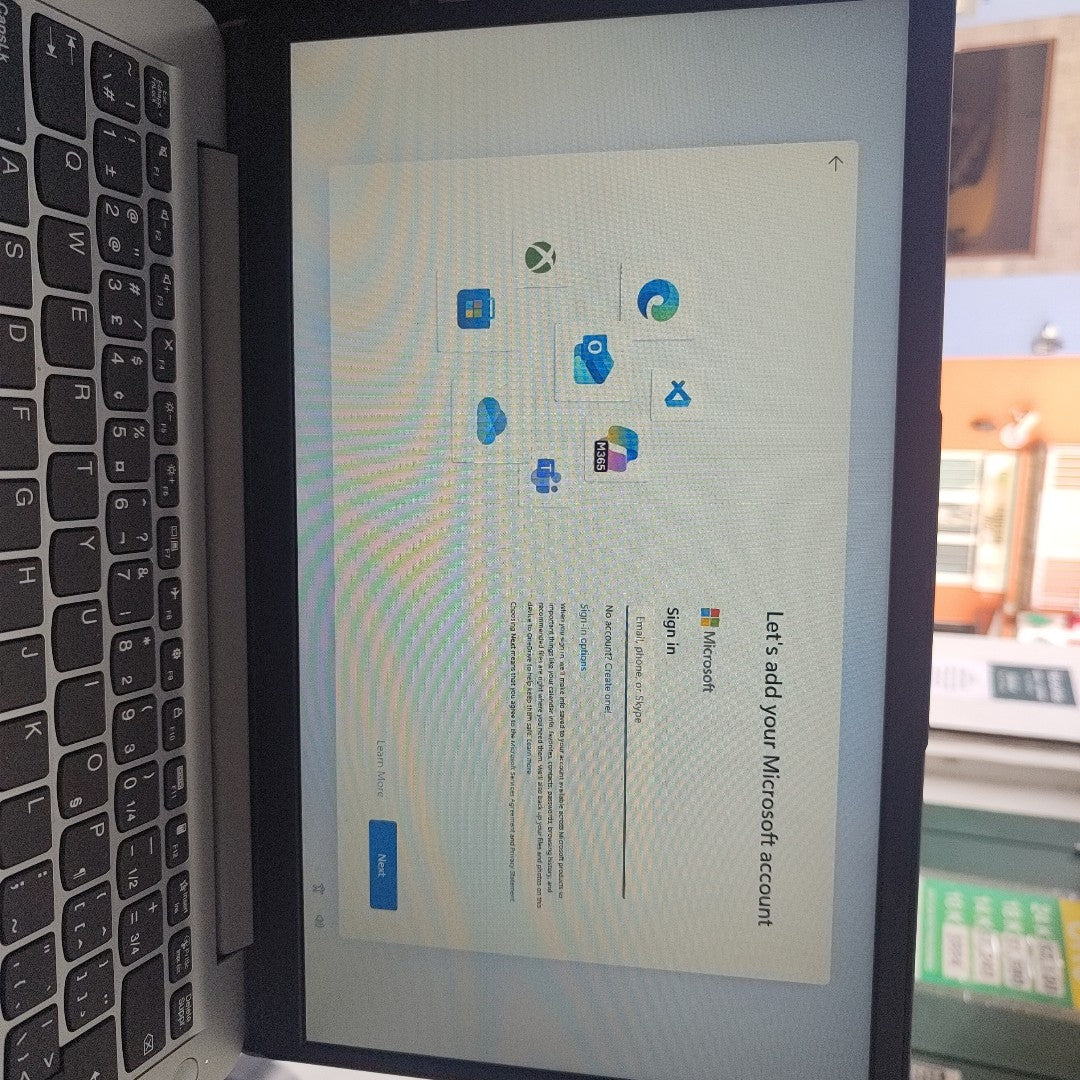 LAPTOP LENOVO IDEAPAD 1 14IGL7 (2022) 128 GB SSD 4 GB RAM (SEMINUEVO)