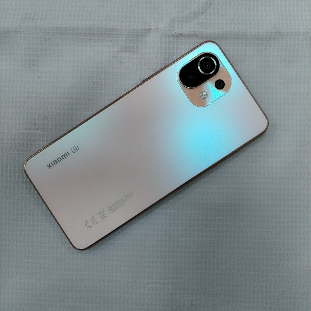 CELULAR XIAOMI 11 LITE 5G NE 2109119DG (2021) 128 GB 6 GB RAM (SEMINUEVO)