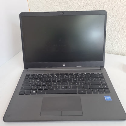 LAPTOP HP 240 G8 (2021) 500 GB  4 GB RAM (SEMINUEVO)