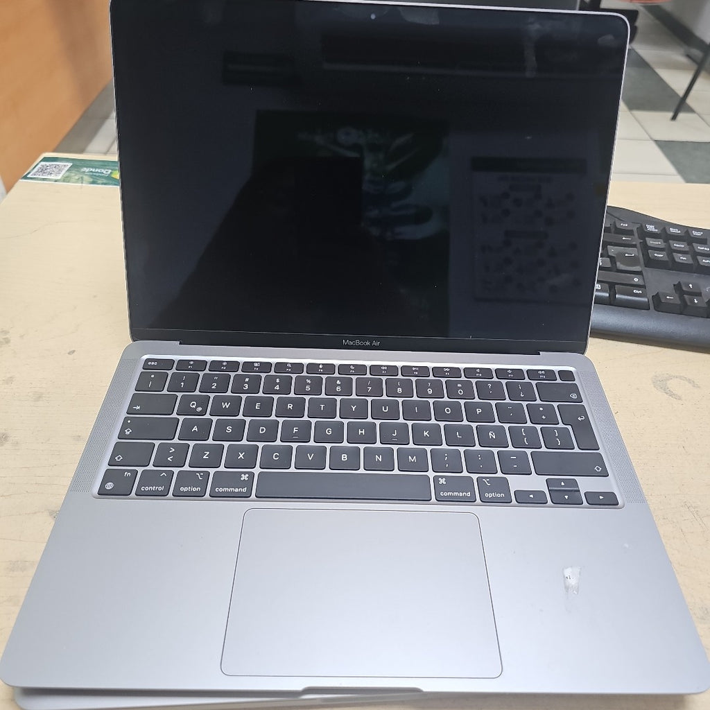 LAPTOP APPLE MACBOOK AIR 13" 2020 3.2 A2337 256 GB SSD 16 GB RAM (SEMINUEVO)