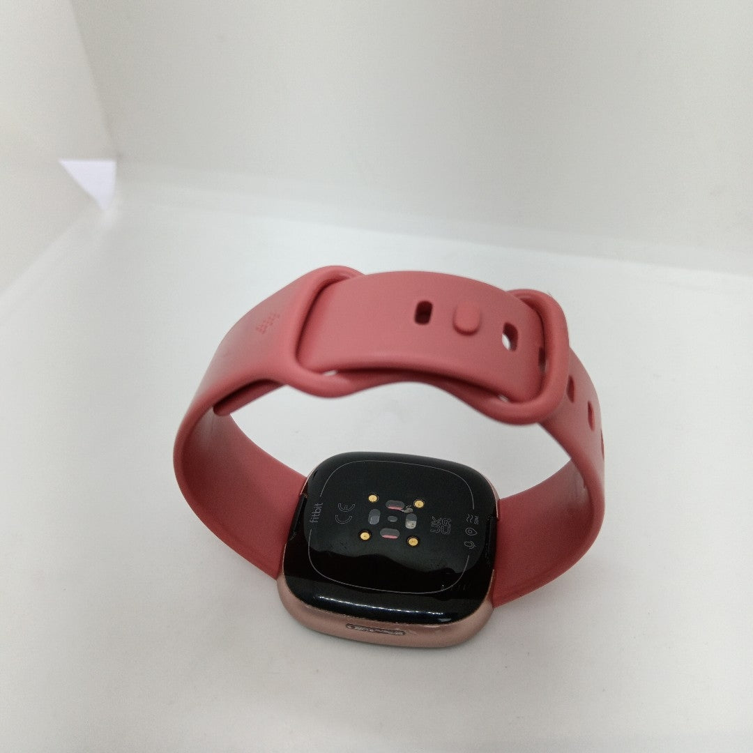 SMARTWATCH FITBIT VERSA 4 40 MM GPS (SEMINUEVO)