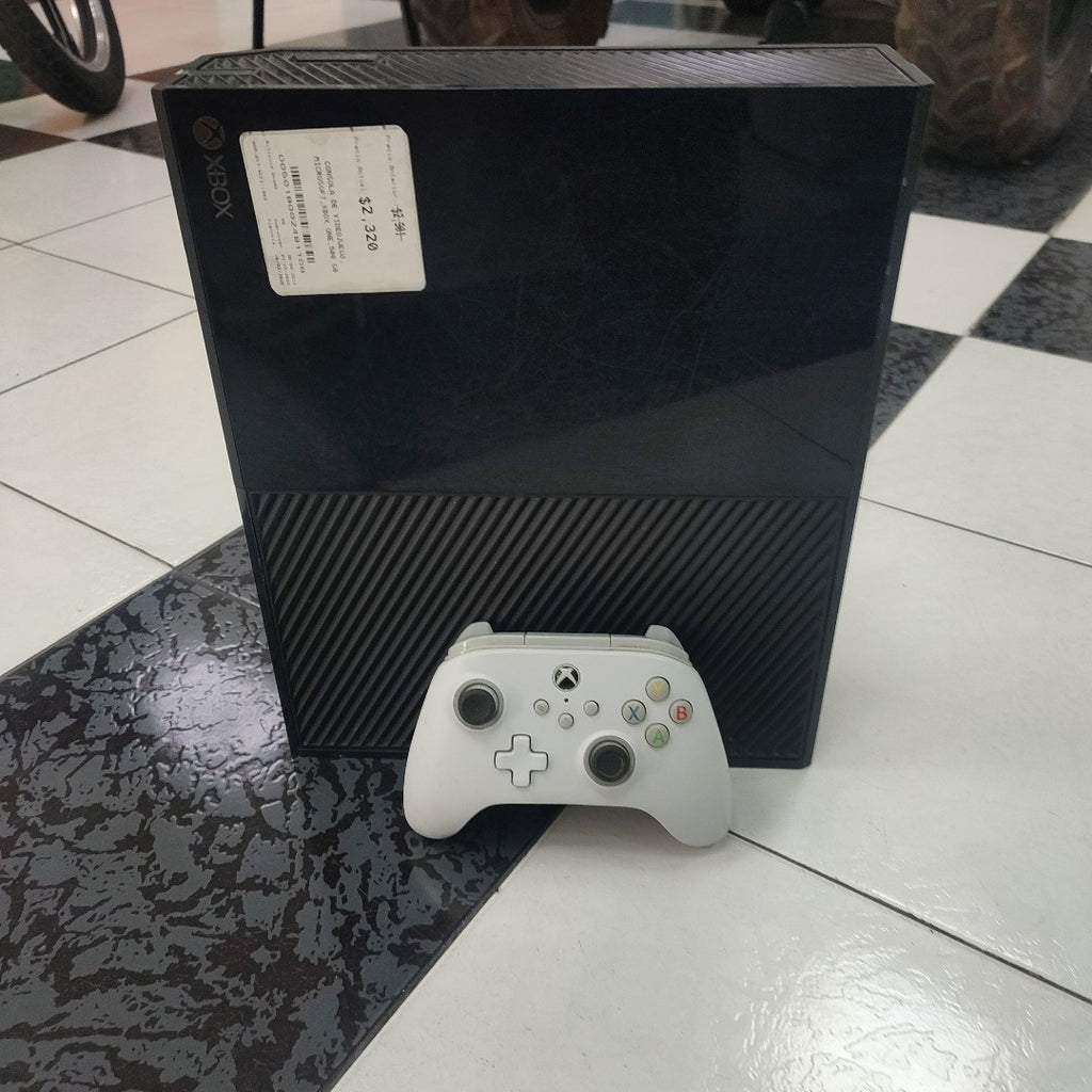 CONSOLA DE VIDEOJUEGO MICROSOFT XBOX ONE 500 GB  (SEMINUEVO)