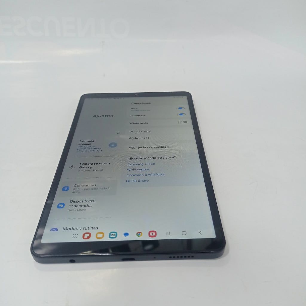 TABLETA SAMSUNG GALAXY TAB A9 SM-X110 (2023) 64 GB 4 GB RAM (SEMINUEVO)