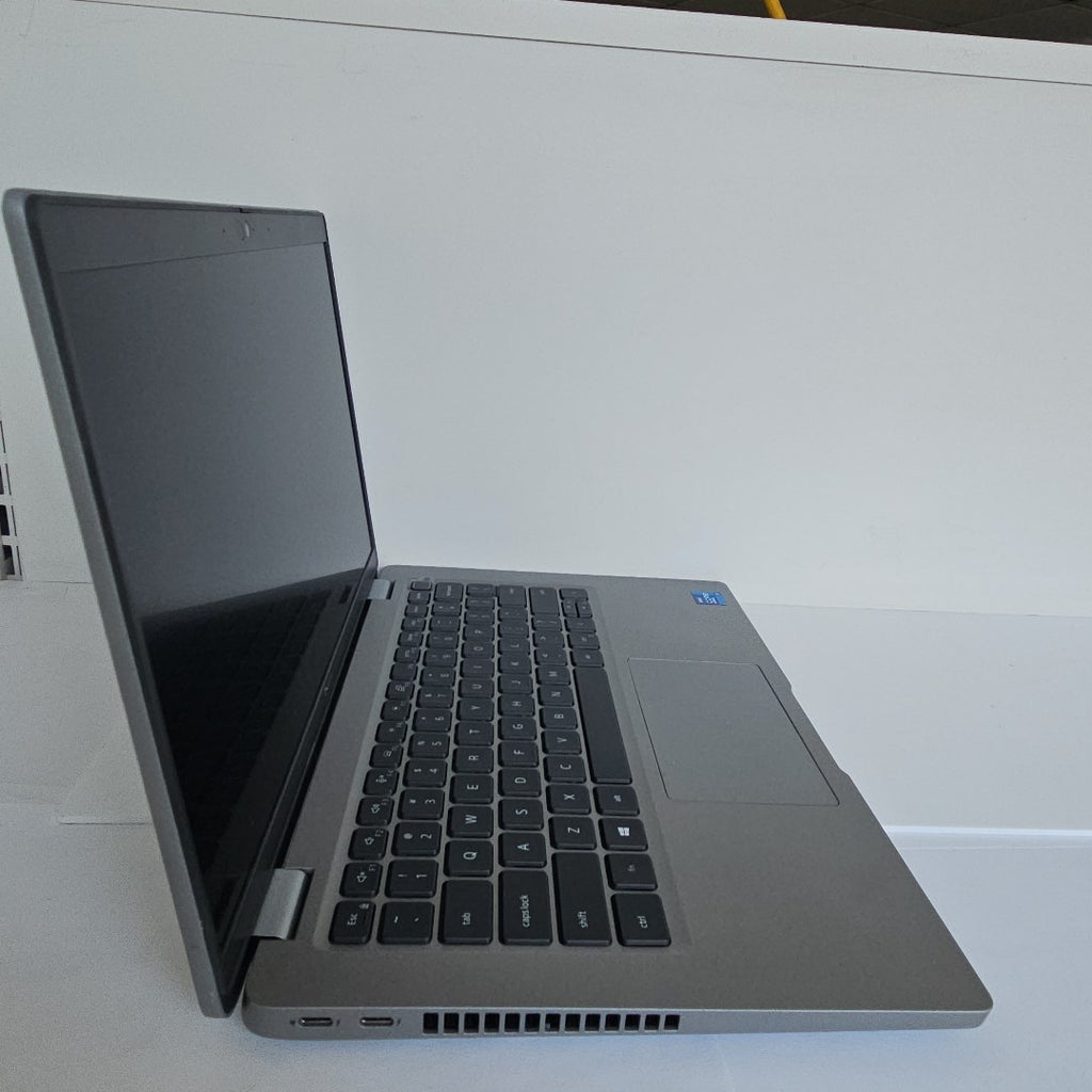LAPTOP DELL LATITUDE 5420 (2022) 512 GB SSD 16 GB RAM (SEMINUEVO)