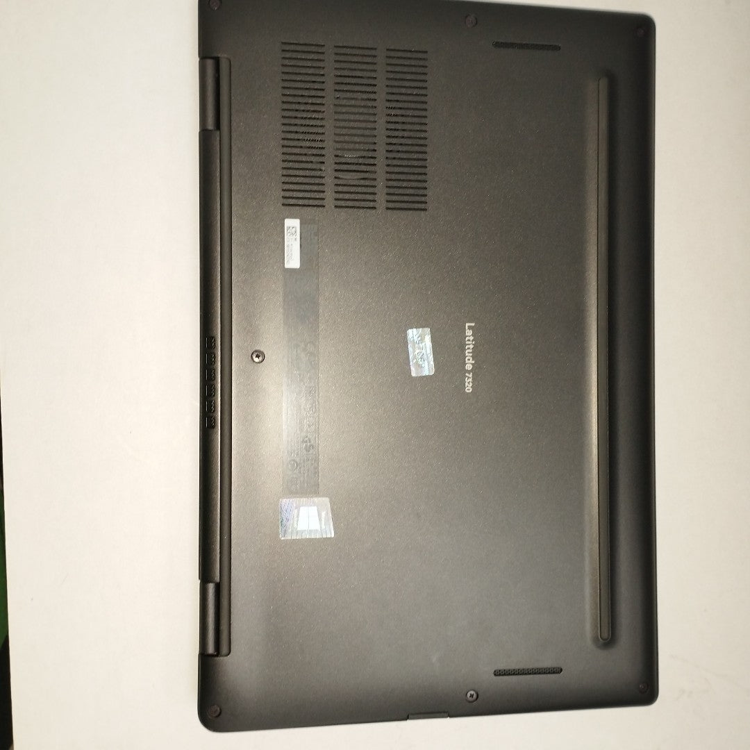 LAPTOP DELL LATITUDE 7320 DETACHABLE (2022) 256 GB SSD 16 GB RAM (SEMINUEVO)