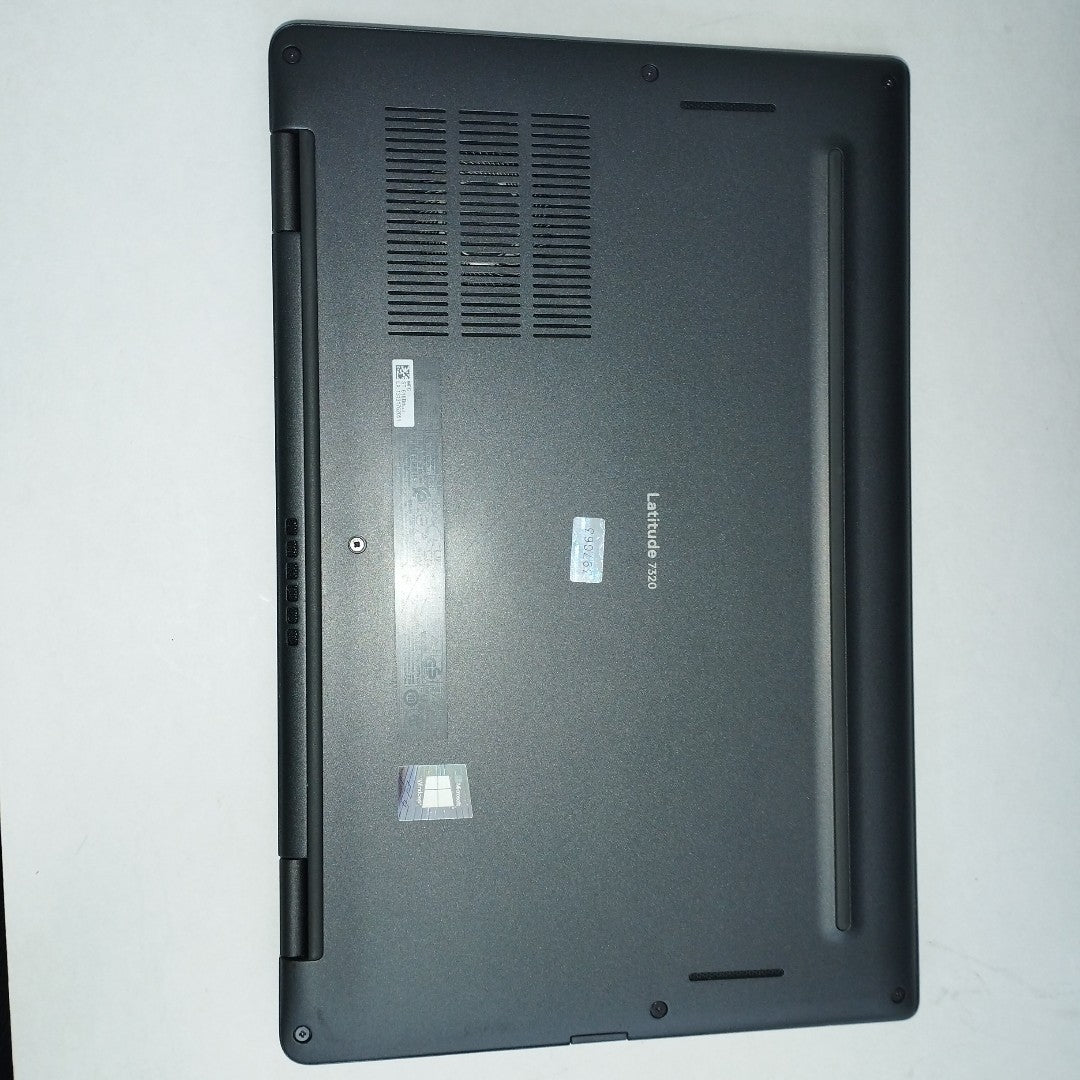 LAPTOP DELL LATITUDE 7320 DETACHABLE (2022) 256 GB SSD 16 GB RAM (SEMINUEVO)