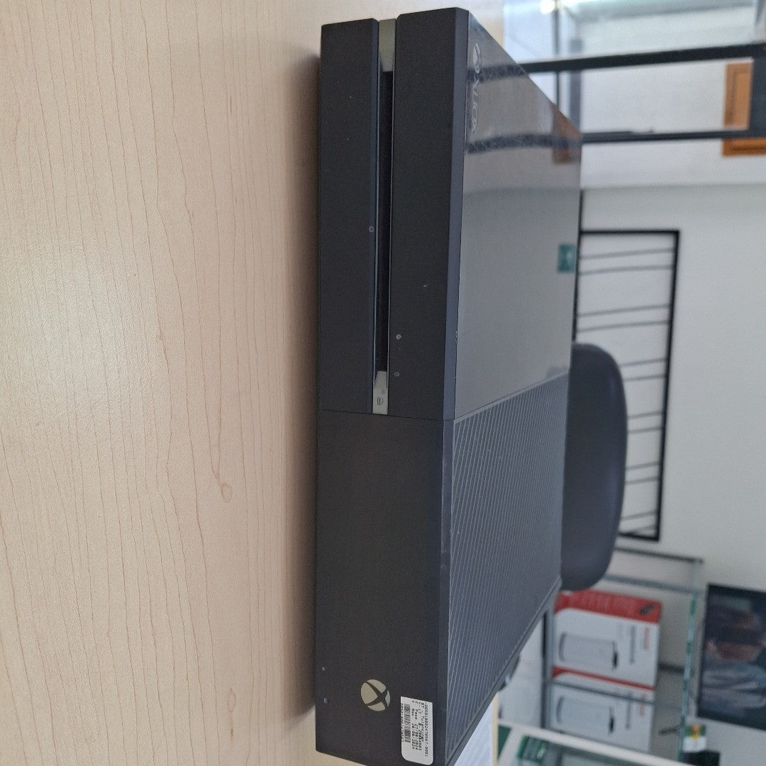 CONSOLA DE VIDEOJUEGO MICROSOFT XBOX ONE 500 GB  (SEMINUEVO)
