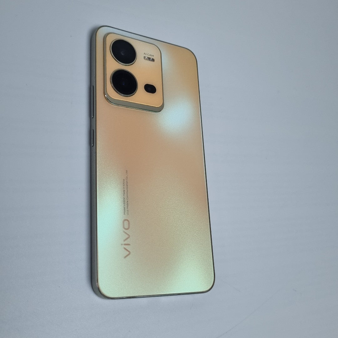 CELULAR VIVO V25 V2202 128 GB 8 GB RAM (SEMINUEVO)