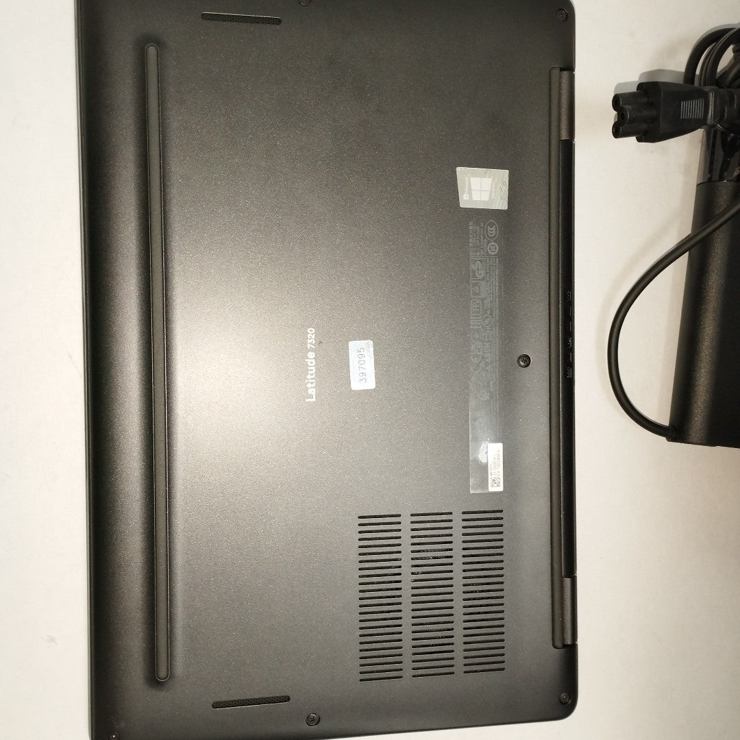 LAPTOP DELL LATITUDE 7320 DETACHABLE (2022) 256 GB SSD 16 GB RAM (SEMINUEVO)