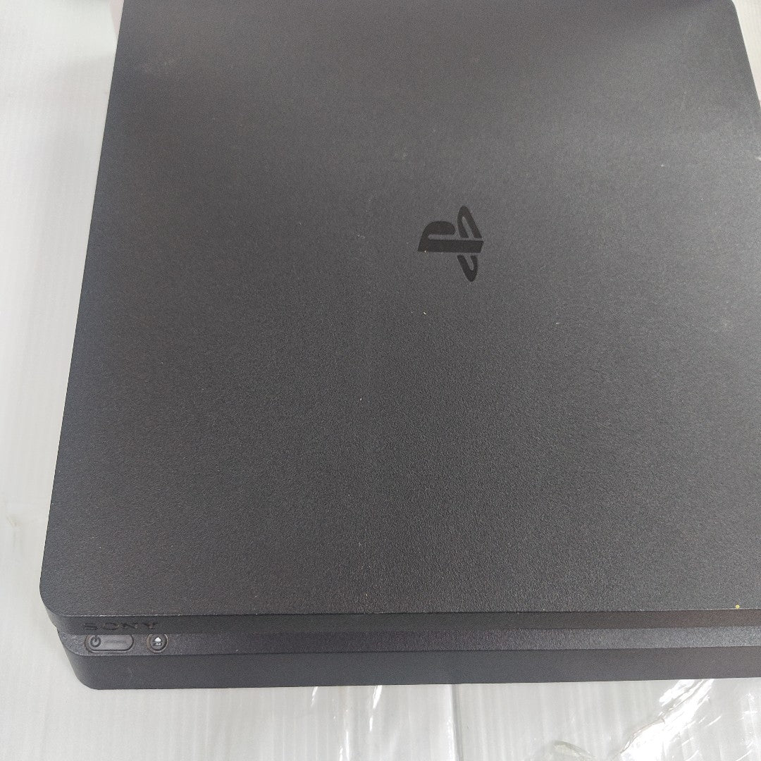 CONSOLA DE VIDEOJUEGO SONY PS4 SLIM 1 TB (SEMINUEVO)