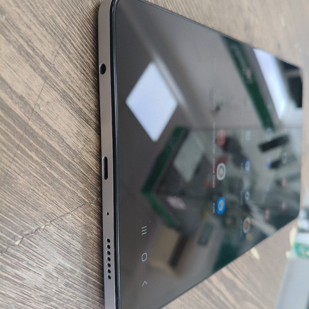 TABLETA SAMSUNG GALAXY TAB A9 SM-X110 (2023) 64 GB 4 GB RAM (SEMINUEVO)