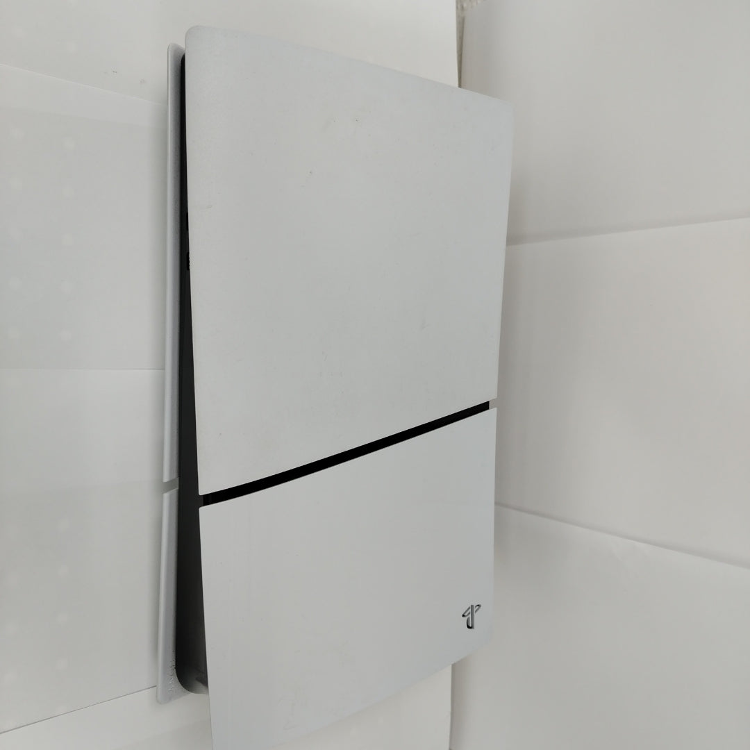 CONSOLA DE VIDEOJUEGO SONY PS5 825 SSD (SEMINUEVO)