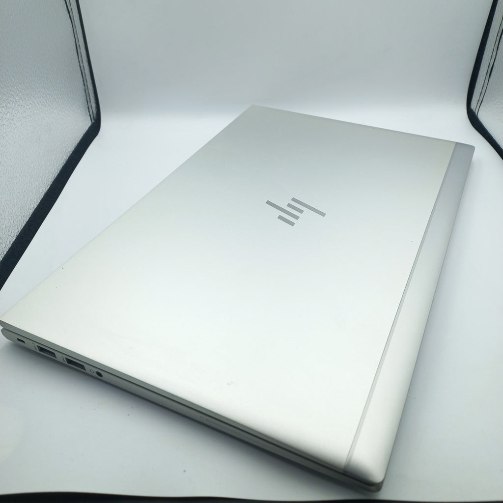 LAPTOP HP ELITEBOOK 840 G8 (2023) 256 GB SSD 16 GB RAM (SEMINUEVO)