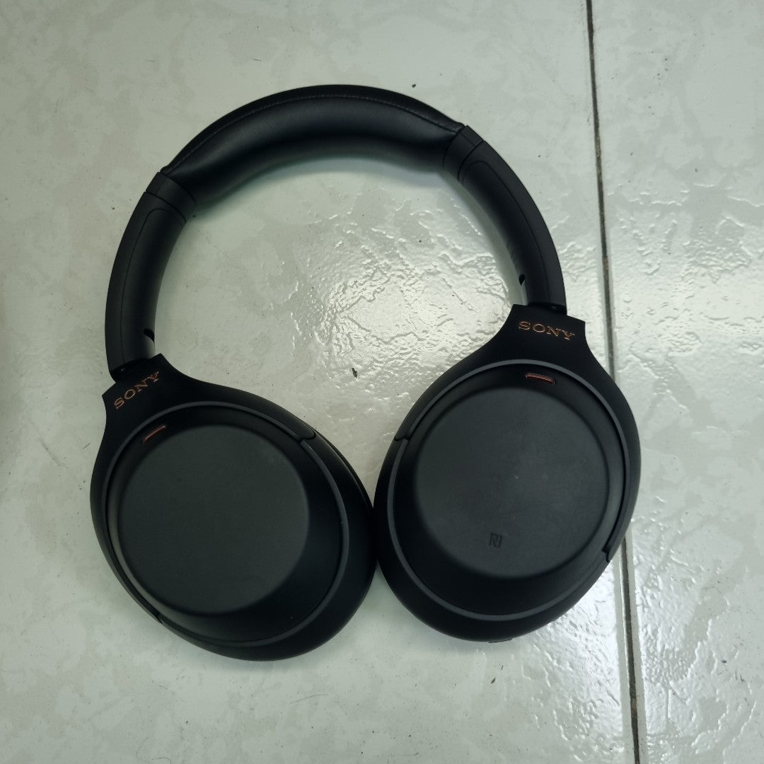 AUDIFONOS SONY WH-1000XM4 INALAMBRICO OVER EAR (SEMINUEVO)