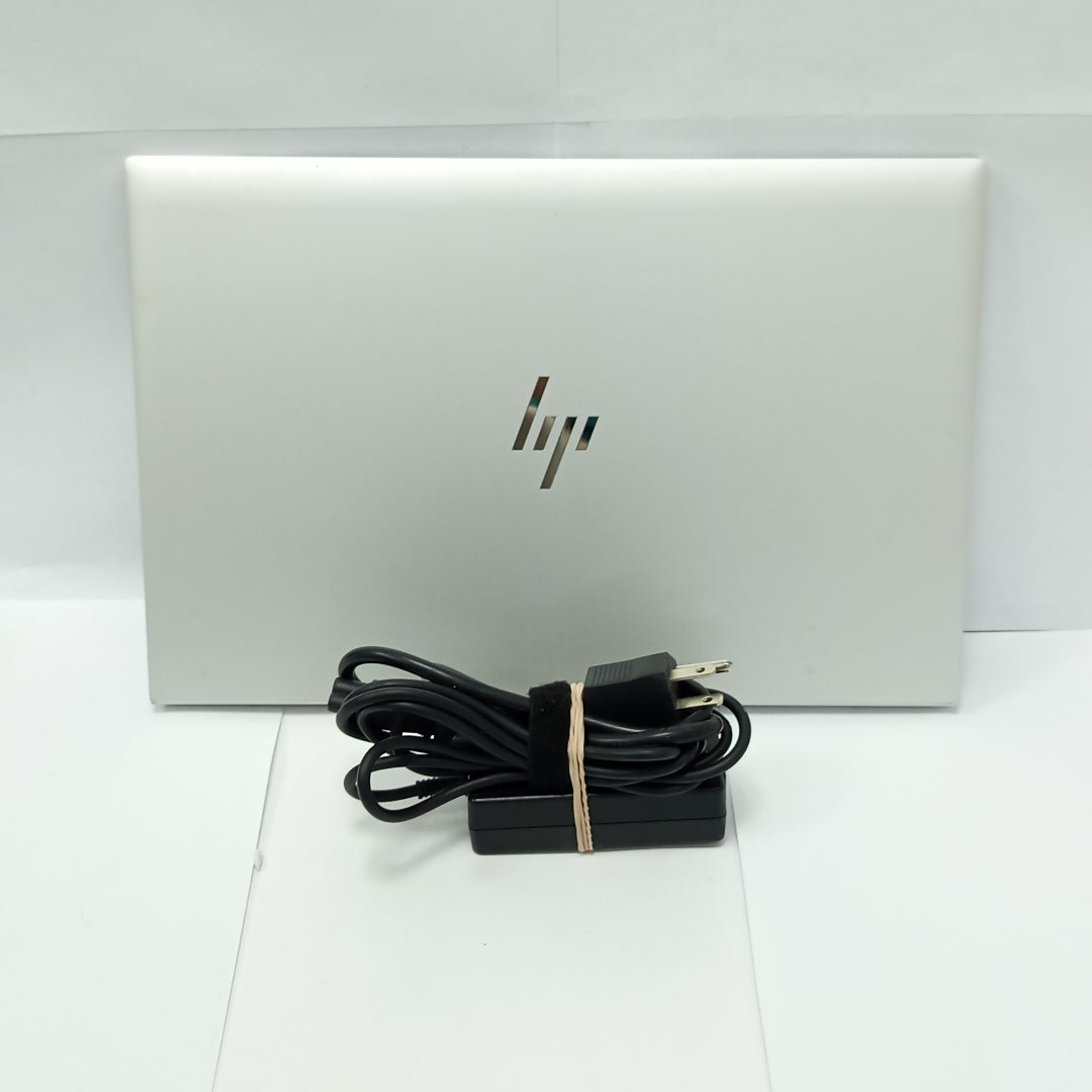 LAPTOP HP ELITEBOOK 840 G8 (2022) 512 GB SSD 16 GB RAM (SEMINUEVO)