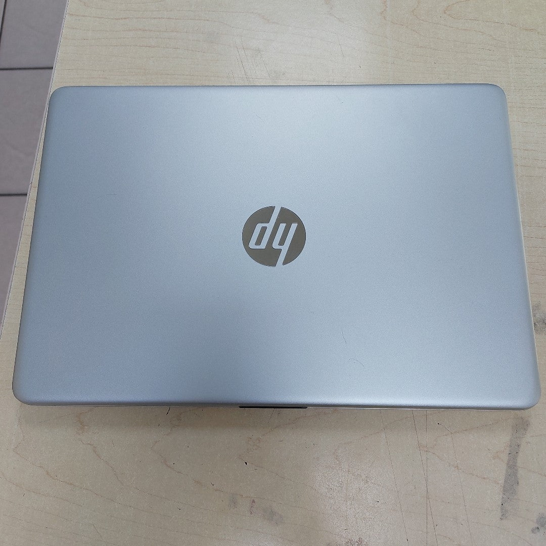 LAPTOP HP 14-DQ0527LA (2023) 256 GB SSD 8 GB RAM (SEMINUEVO)