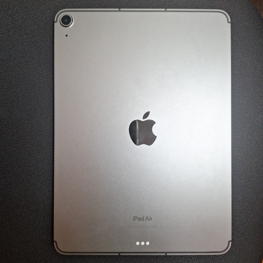 TABLETA APPLE IPAD AIR 5 A2589 64 GB 8 GB RAM (SEMINUEVO)