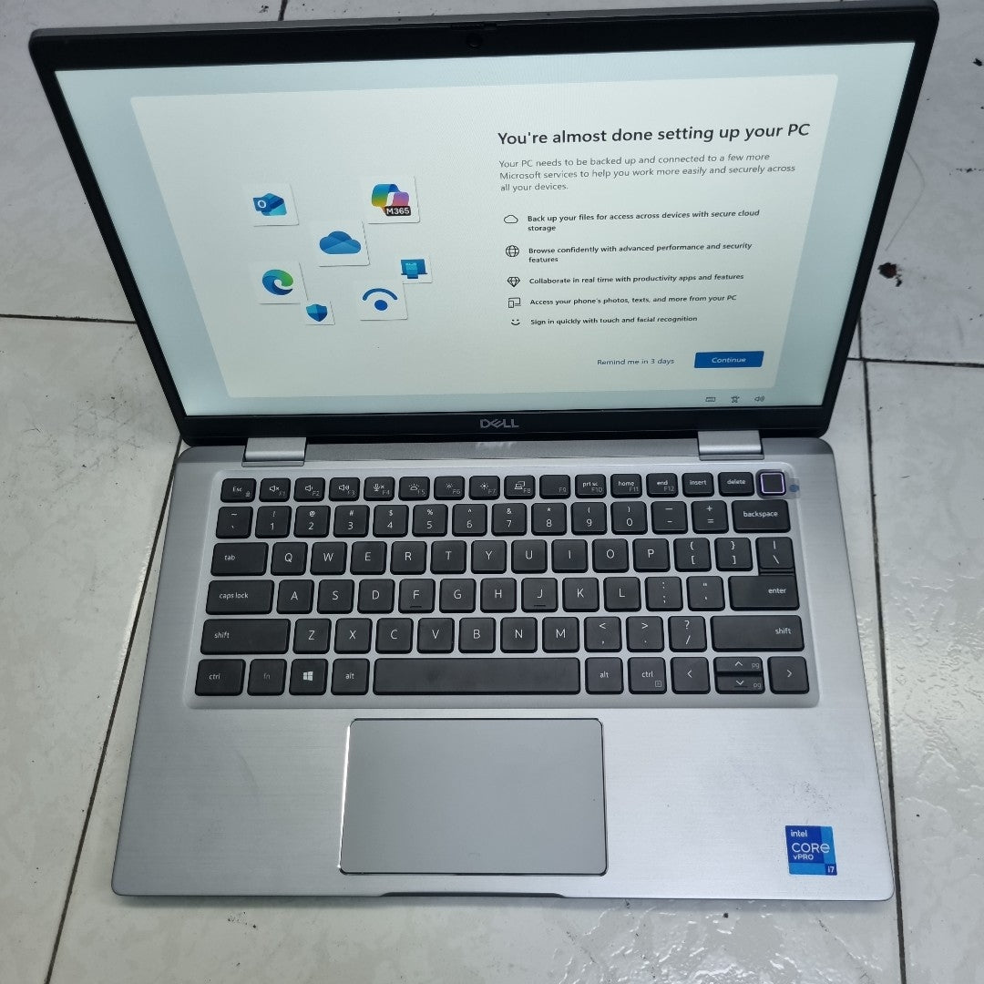 LAPTOP DELL LATITUDE 7320 DETACHABLE (2022) 256 GB SSD 16 GB RAM (SEMINUEVO)