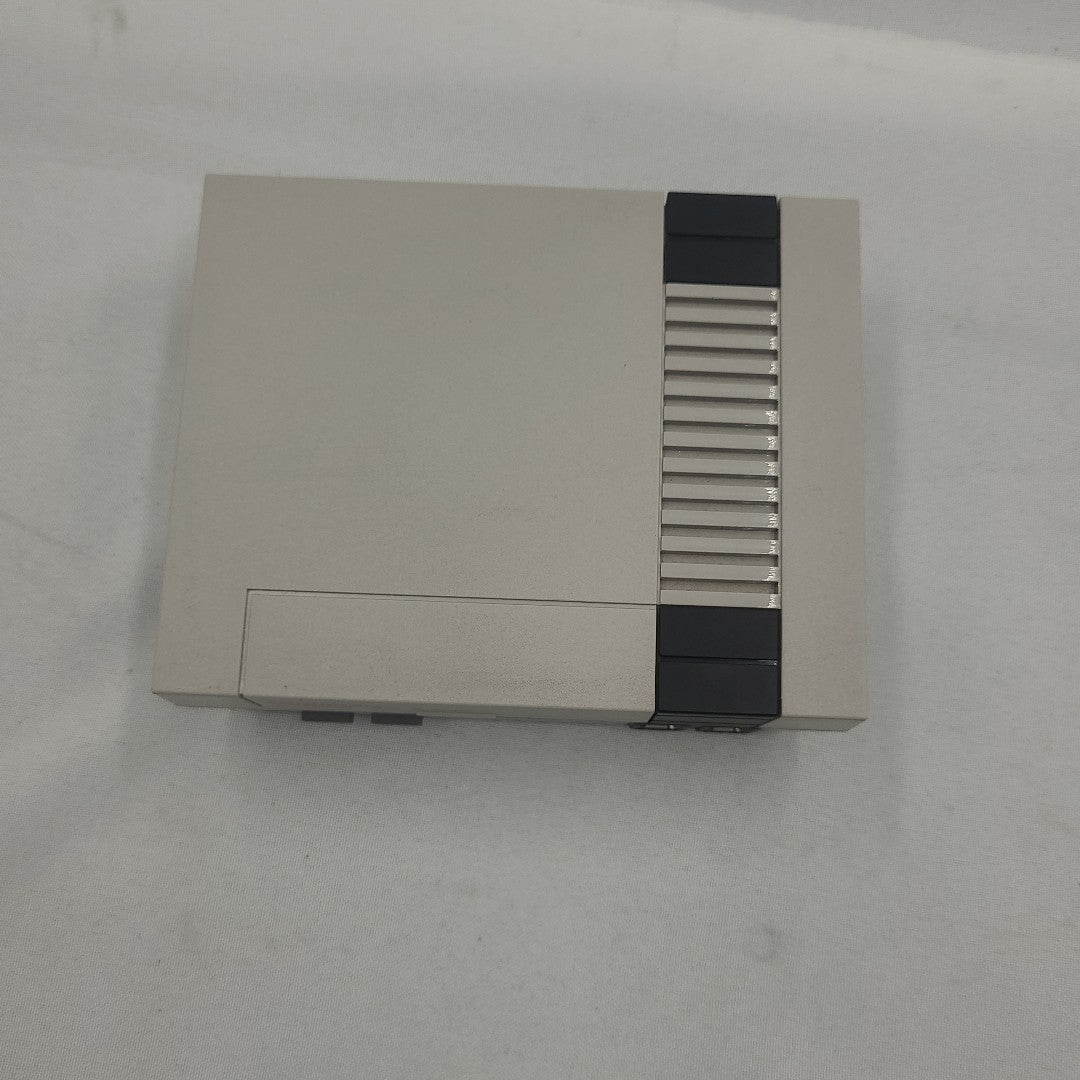 CONSOLA DE VIDEOJUEGO NINTENDO SUPER NES CLASSIC EDITION 21 JUEGOS PRECARGADOS (SEMINUEVO)