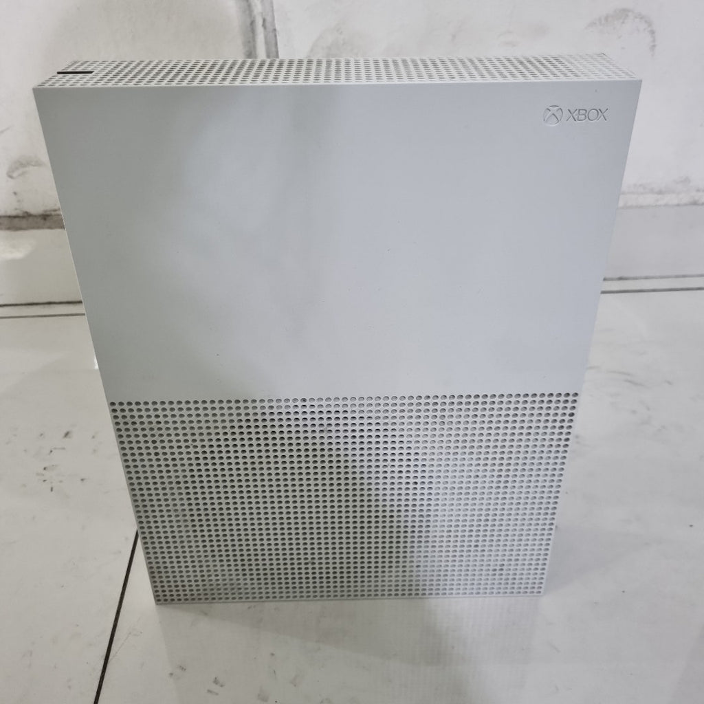CONSOLA DE VIDEOJUEGO MICROSOFT XBOX ONE S 1 TB (SEMINUEVO)