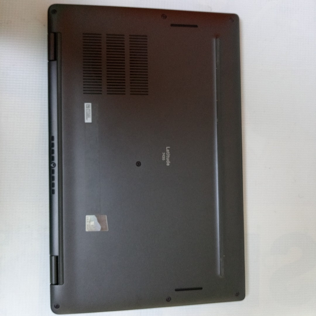 LAPTOP DELL LATITUDE 7430 (2023) 512 GB SSD 16 GB RAM (SEMINUEVO)