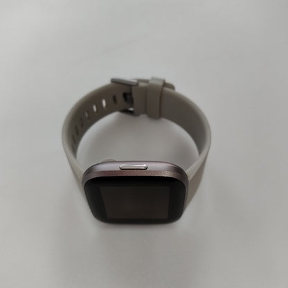 SMARTWATCH FITBIT VERSA 2 FB507 40 MM GPS (SEMINUEVO)