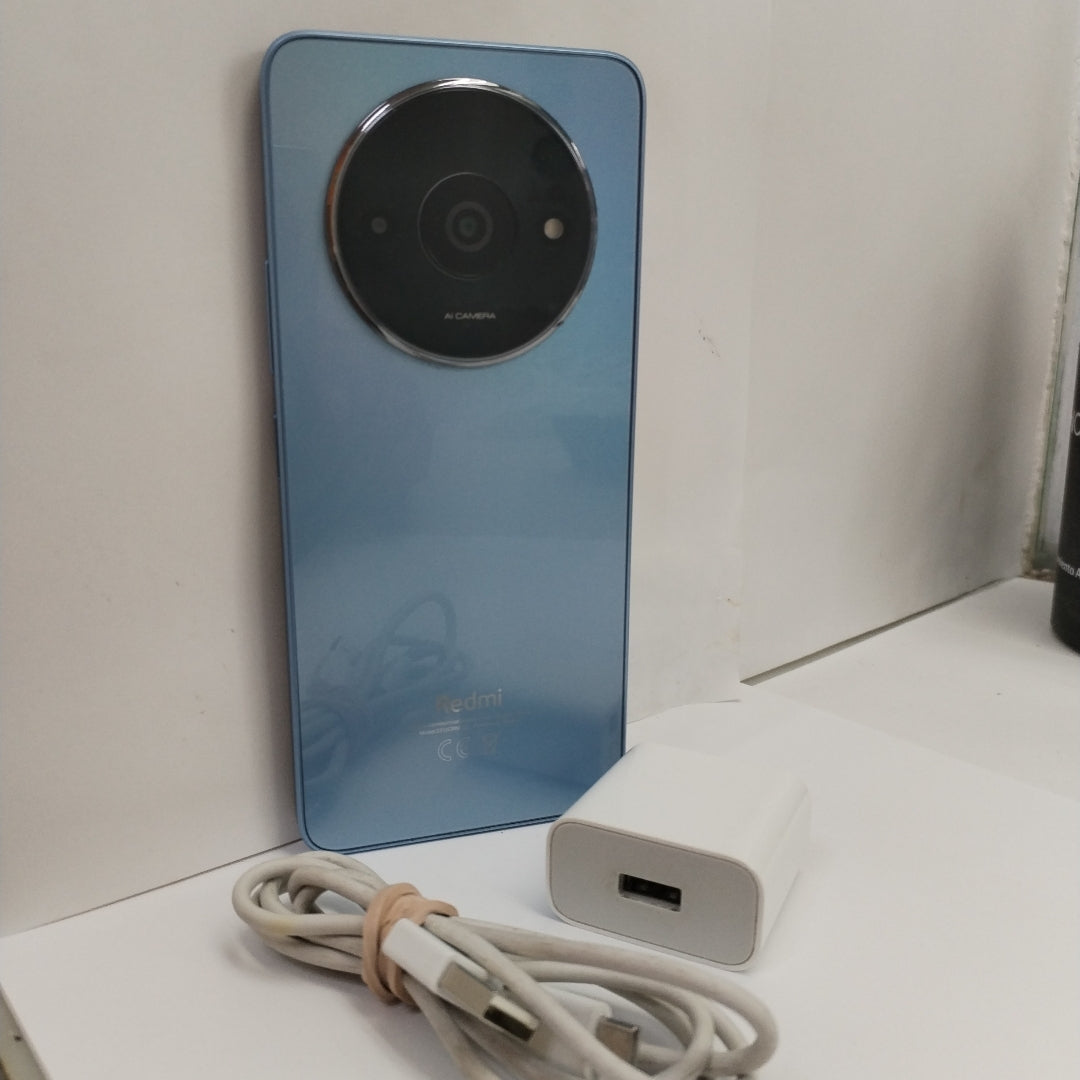 CELULAR XIAOMI REDMI A3 2312CRNCCL (2024) 64 GB 3 GB RAM (SEMINUEVO)