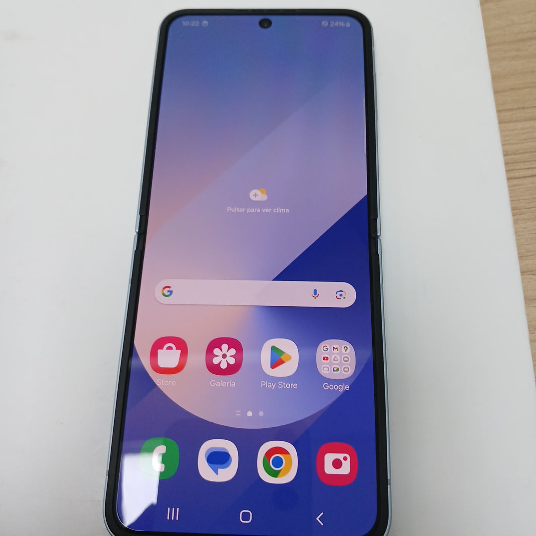 CELULAR SAMSUNG GALAXY Z FLIP6 SM-F741B (2024) 256 GB 12 GB RAM (SEMINUEVO)