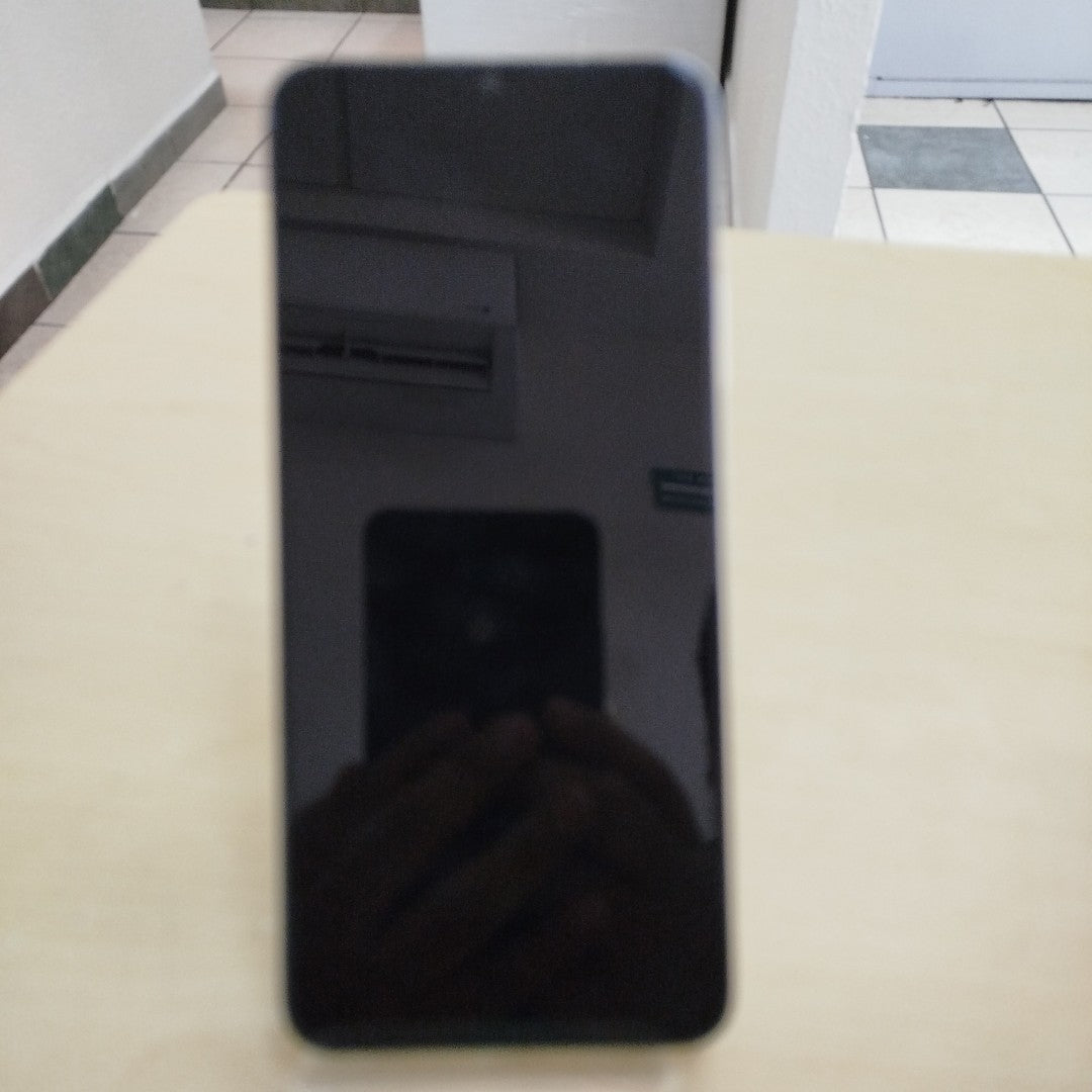 CELULAR OPPO  A38 CPH2579 (2023) 128 GB 4 GB RAM (SEMINUEVO)