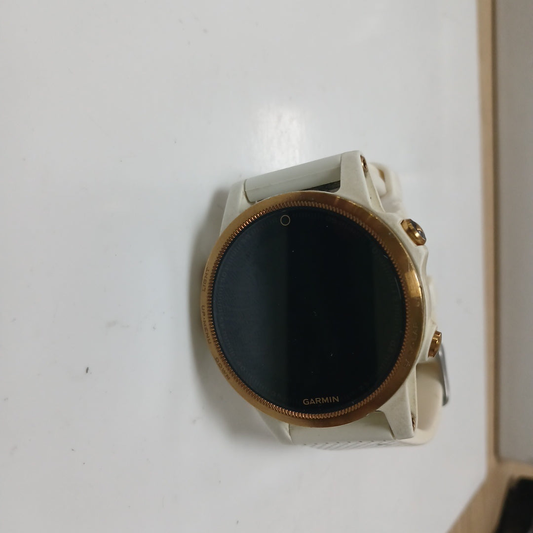SMARTWATCH GARMIN FENIX 5S 42 MM GPS (SEMINUEVO)