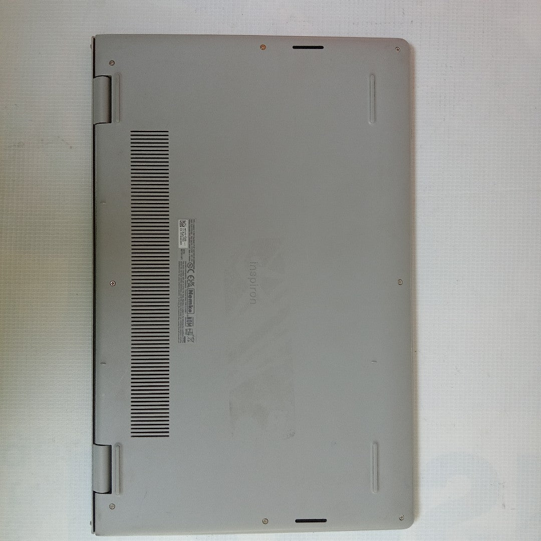 LAPTOP DELL INSPIRON 15 3520 (2024) 512 GB SSD 16 GB RAM (SEMINUEVO)