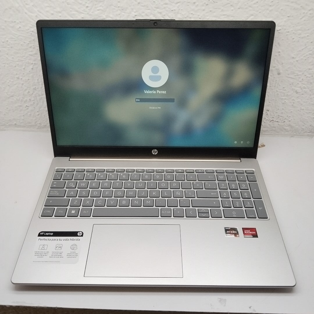 LAPTOP HP 15-FC0000LA(2024) 512 GB SSD 8 GB RAM (SEMINUEVO)
