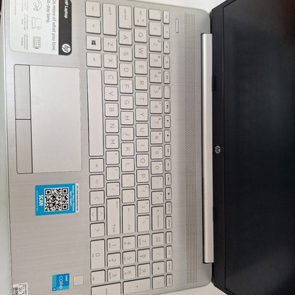 LAPTOP HP 15-DW3033DX (2021) 256 GB SSD 8 GB RAM (SEMINUEVO)