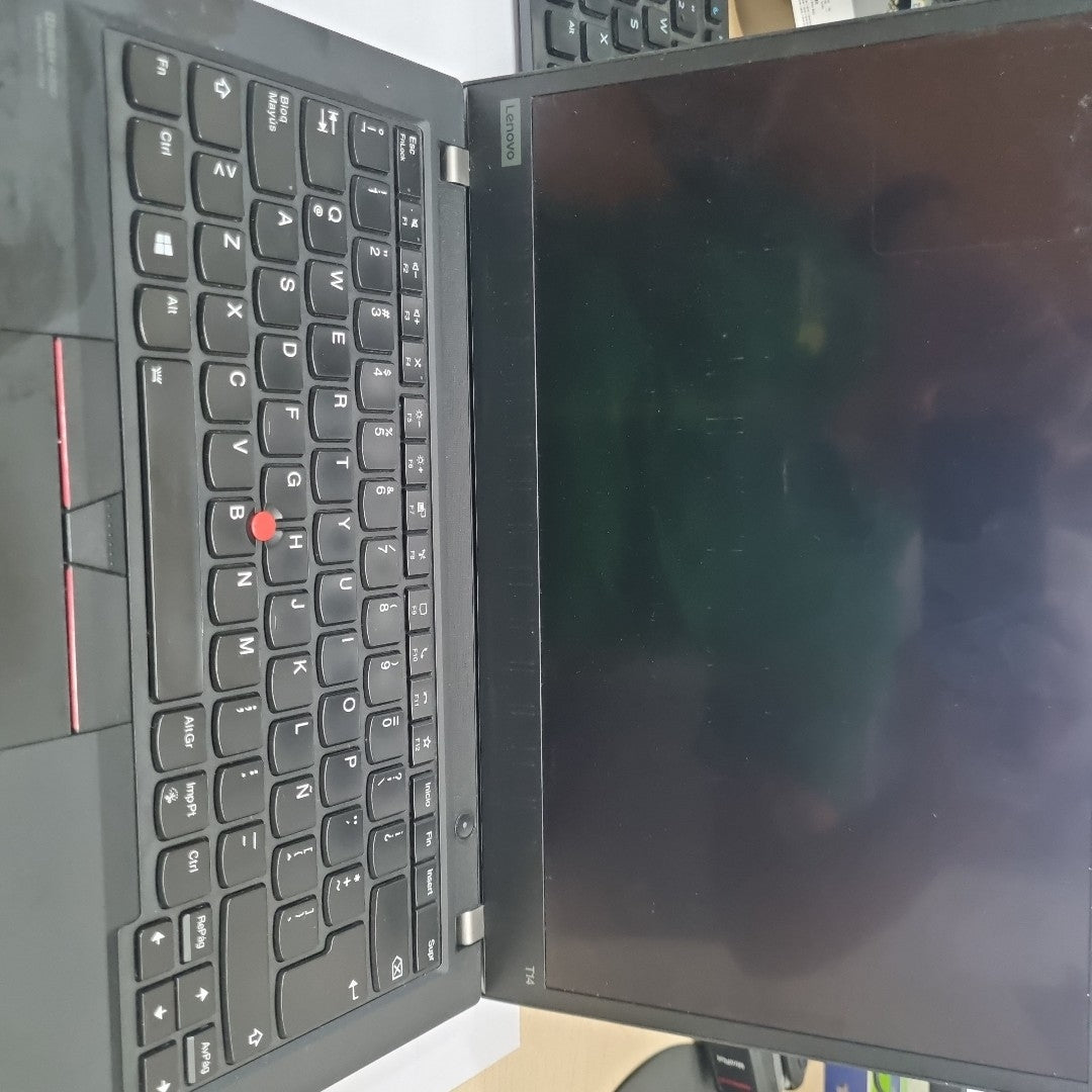 LAPTOP LENOVO THINKPAD T14 GEN 1 (2021) 512 GB SSD 8 GB RAM (SEMINUEVO)