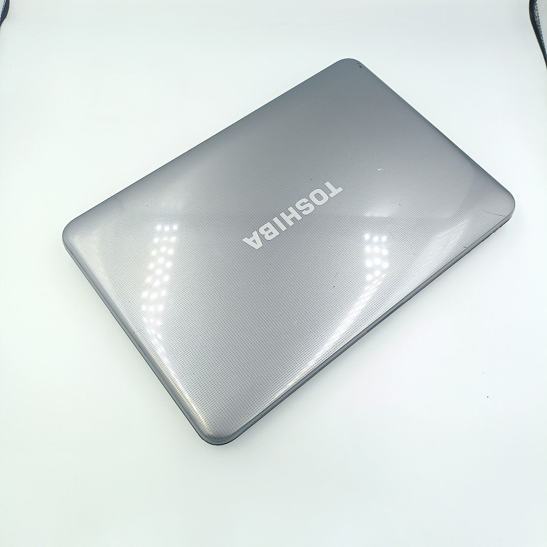 LAPTOP TOSHIBA "TOSHIBA 4GB A 5.9GB RAM, 250GB A 499GB DD" PROCESADOR CELERON, PENTIUM, AMD "4GB A 5.9GB RAM, 250GB A 499GB DD" (SEMINUEVO)