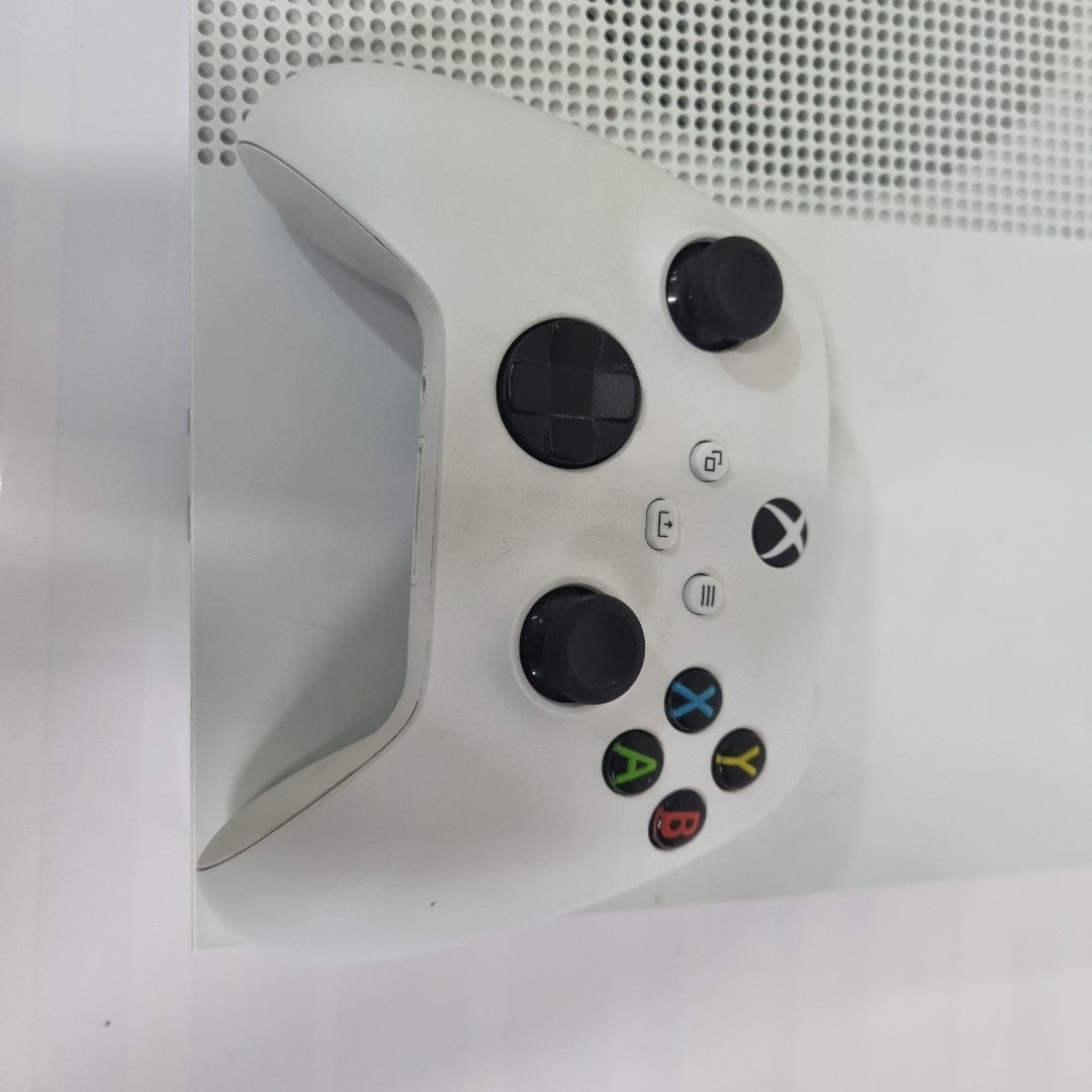 CONSOLA DE VIDEOJUEGO MICROSOFT XBOX ONE S ALL DIGITAL 1 TB (SEMINUEVO)