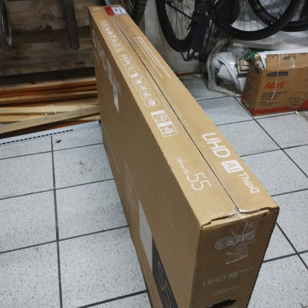 PANTALLA LG 55UR7800PSB (2024) 55" LED 4K (SEMINUEVO)