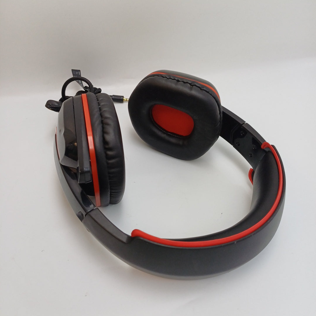 AUDIFONOS DREAMGEAR GRX-440 ALAMBRICO OVER EAR (SEMINUEVO)