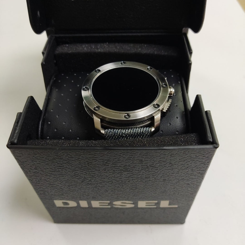 SMARTWATCH DIESEL DZT2016 DW1001 50 MM GPS (SEMINUEVO)