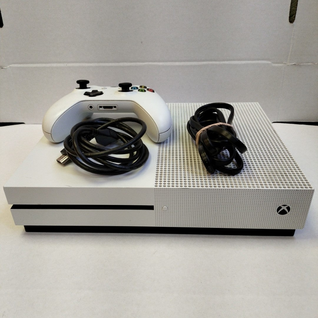 CONSOLA DE VIDEOJUEGO MICROSOFT XBOX ONE S 1 TB (SEMINUEVO)