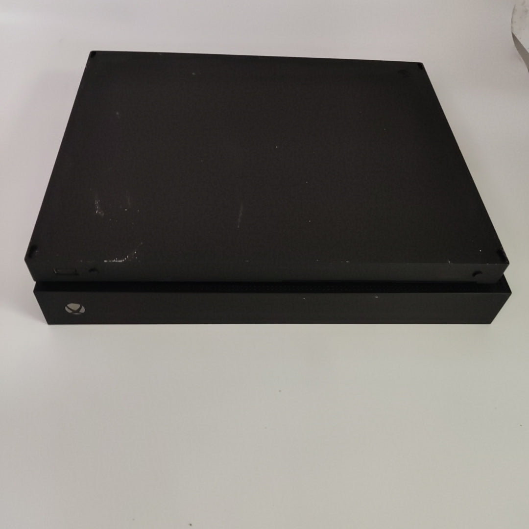 CONSOLA DE VIDEOJUEGO MICROSOFT XBOX ONE X 1 TB (SEMINUEVO)